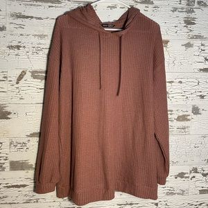 Waffle knit hooded shirt
